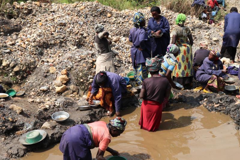 Les femmes dans les mines 